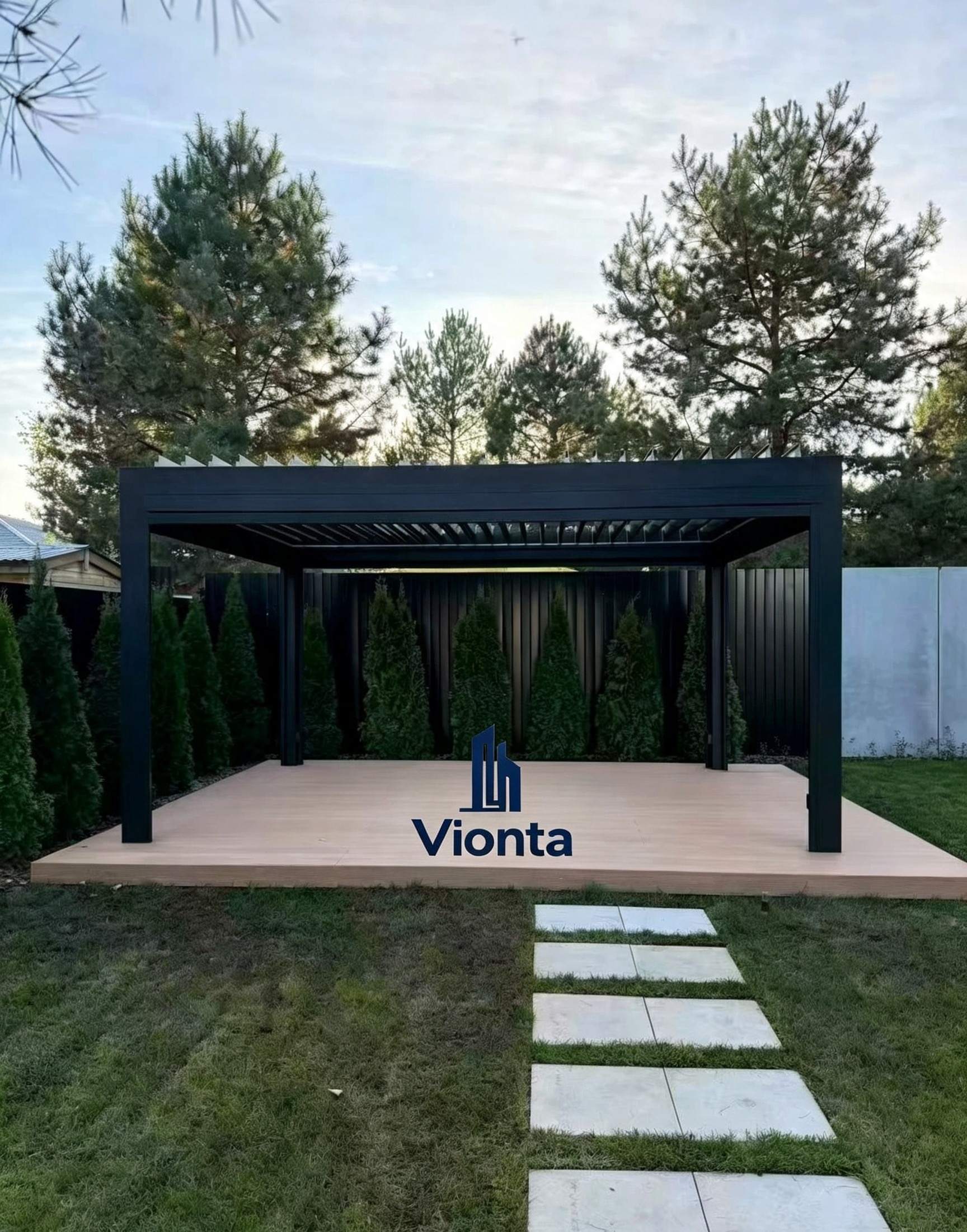 러시아 고객은 검은색 알루미늄 Pergola 설치를 완료했습니다.