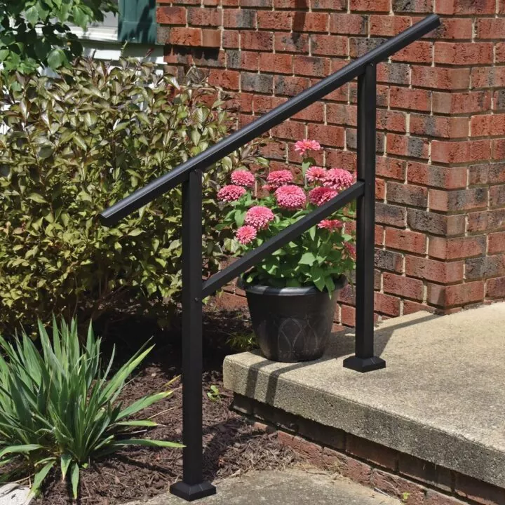 Aluminum Stairs With Handrail